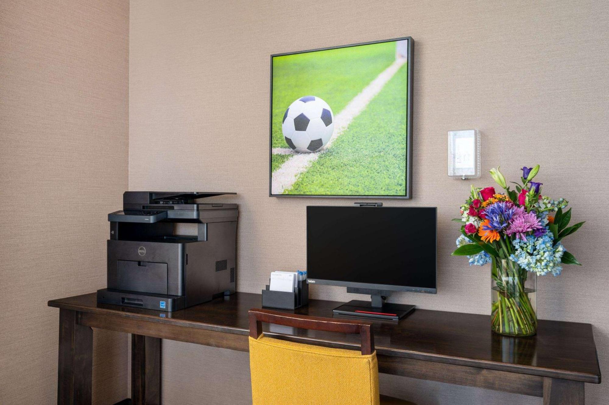 Готель Wyndham Westfield Екстер'єр фото