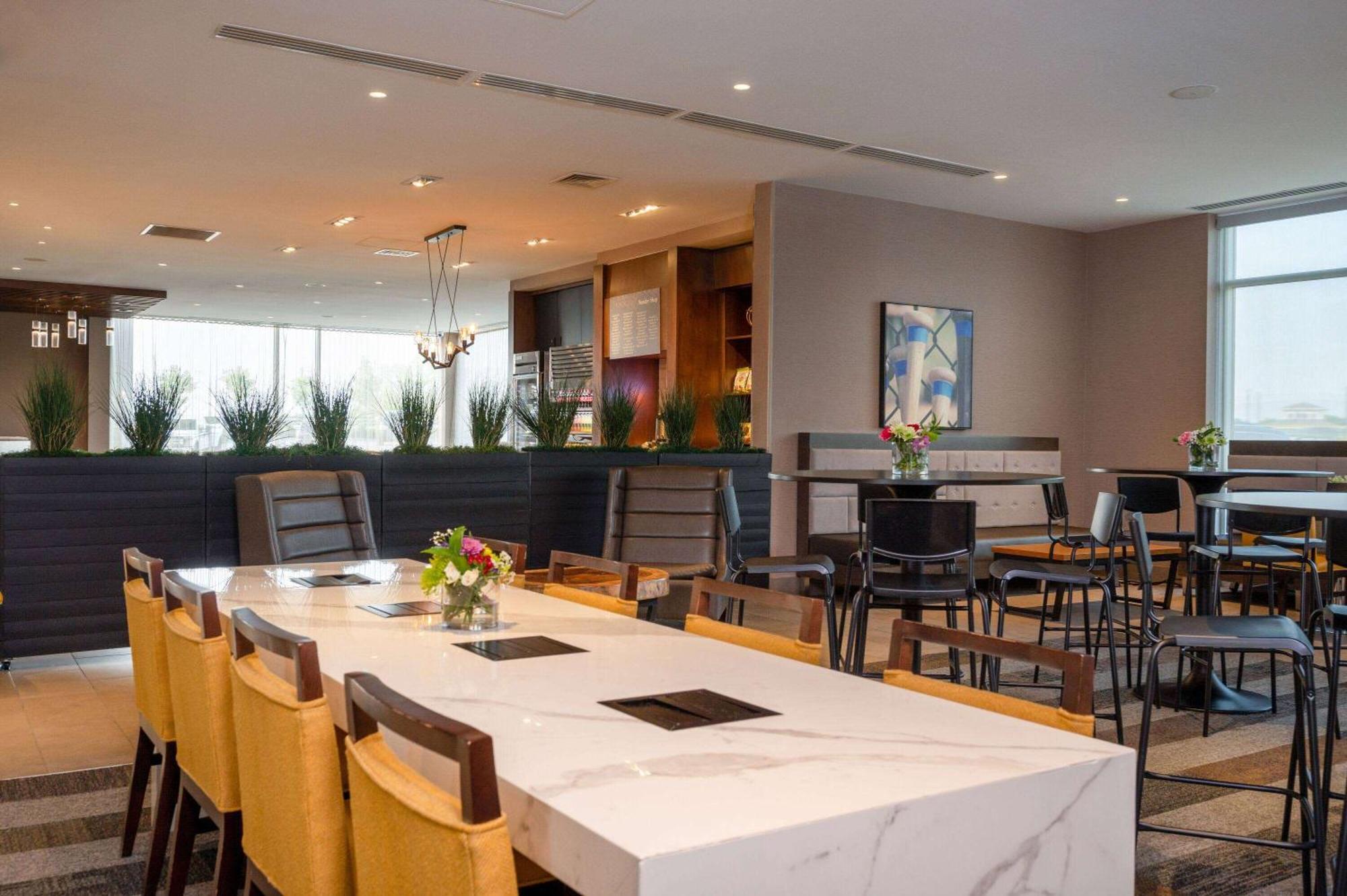 Готель Wyndham Westfield Екстер'єр фото