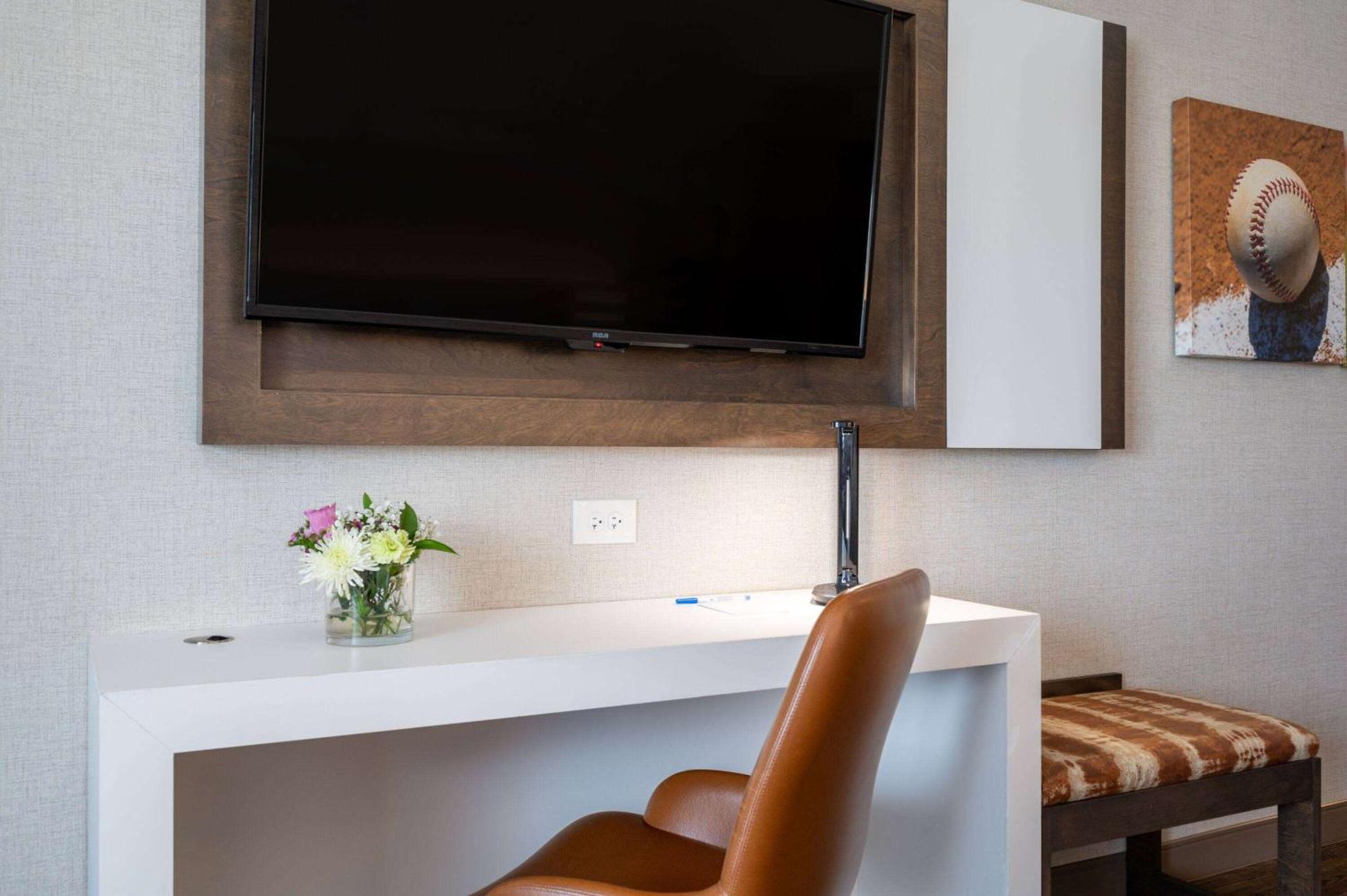 Готель Wyndham Westfield Екстер'єр фото